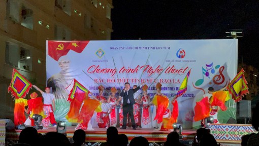 Chi đoàn VKSND tỉnh Kon Tum tham gia “Liên hoan tuyên truyền ca khúc cách mạng nhân kỷ niệm 133 năm Ngày sinh Chủ tịch Hồ Chí Minh (19/5/1890-19/5/2023)