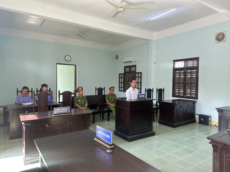 VKSND huyện Tu Mơ Rông phối hợp tổ chức phiên tòa rút kinh nghiệm, số hóa hồ sơ đối với vụ án “Trộm cắp tài sản”